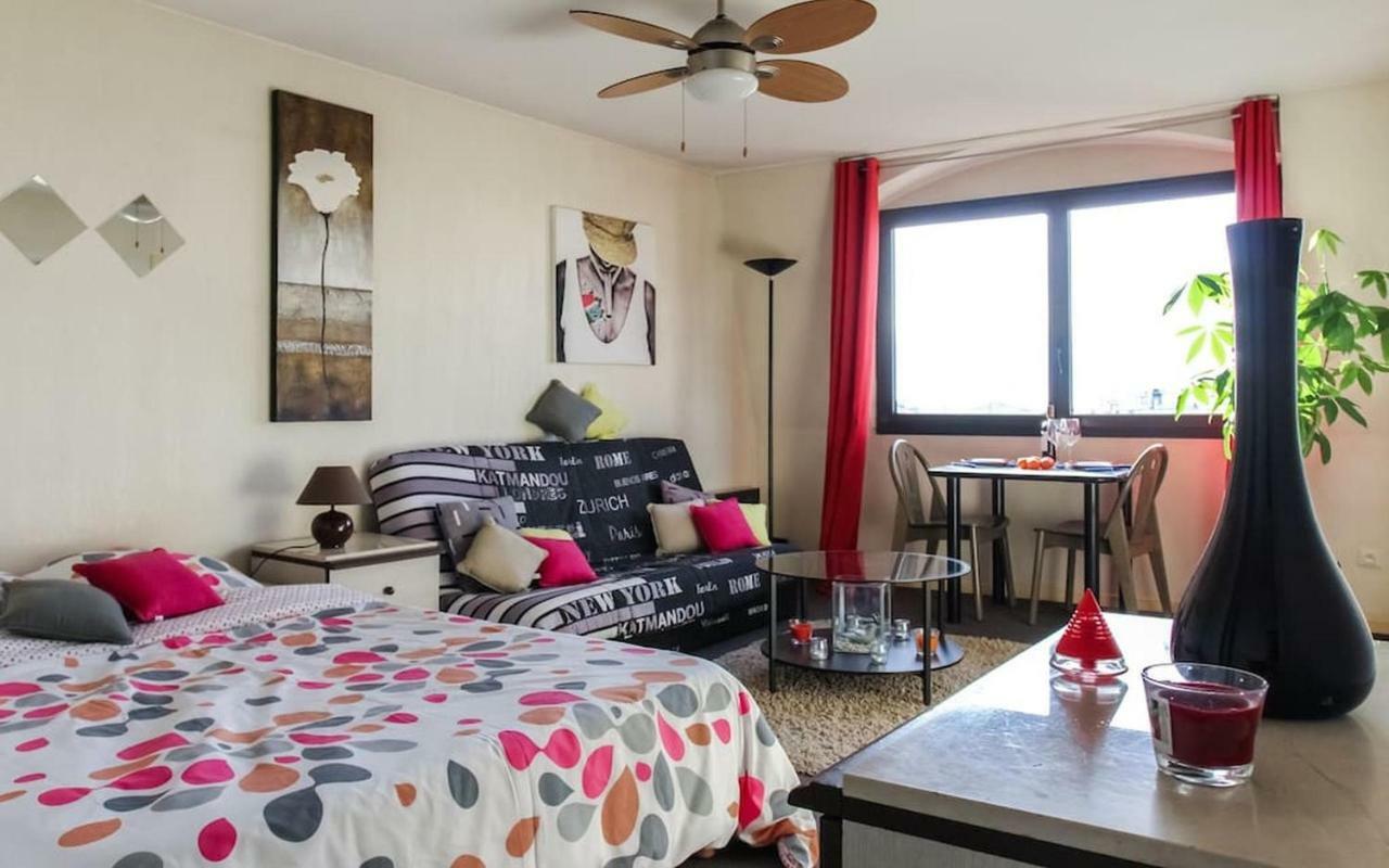 Cosy 5 Min To Apartment
